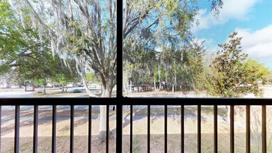 Interior Photo - Alafaya Woods