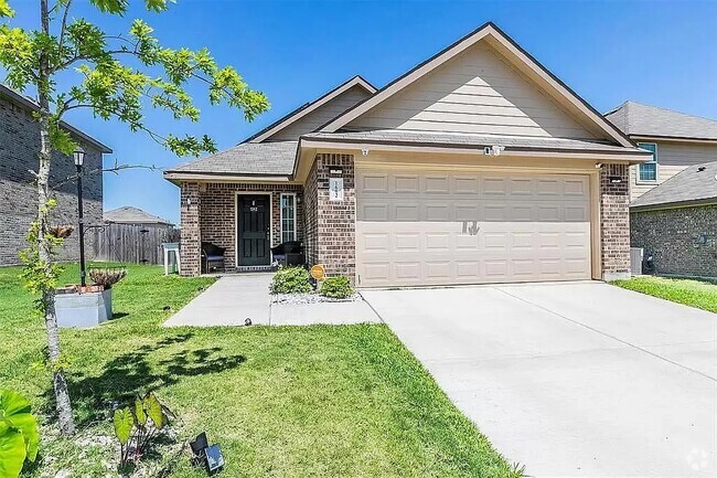 Building Photo - 1602 Blue Jay Dr