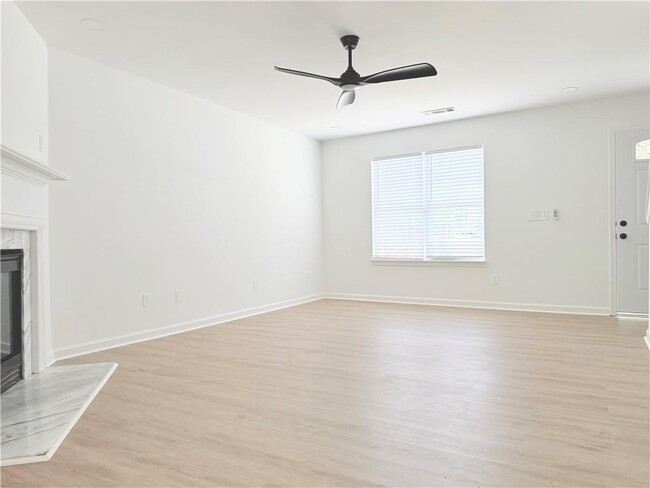 Building Photo - 900 Melrose Park Pl