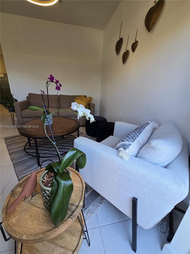 Foto del edificio - 200 SW 159th Way