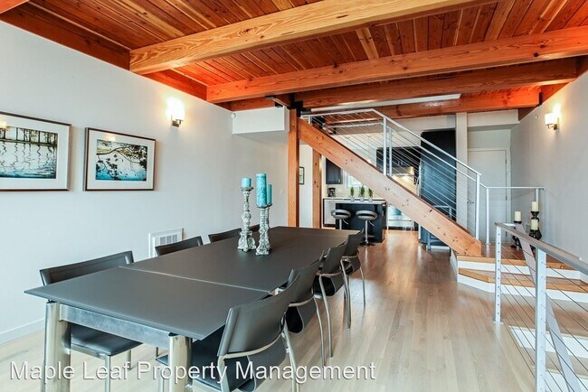Building Photo - 2 br, 2.5 bath House - 6204 Seaview Ave NW A