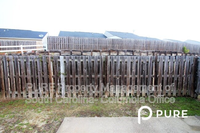 Foto del edificio - 315 Elders Pond Cir