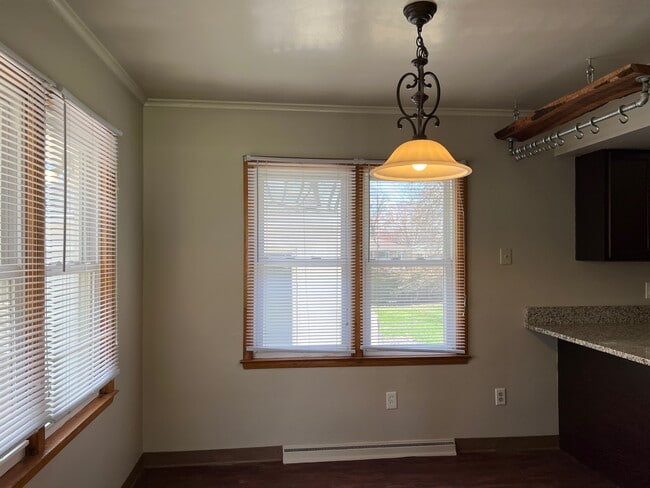 Building Photo - 7218 Maryland Dr