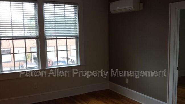 Building Photo - 444 Haywood Rd