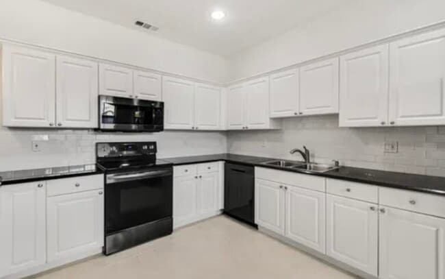 Foto del edificio - 434 SW Jefferson Cir