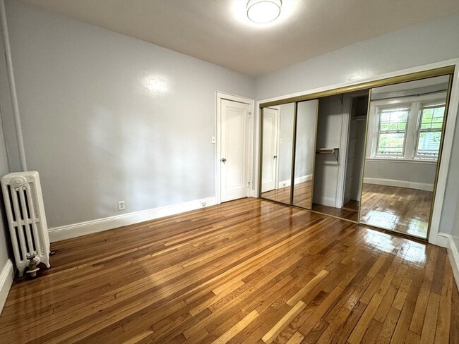 Building Photo - 52 Strathmore Rd