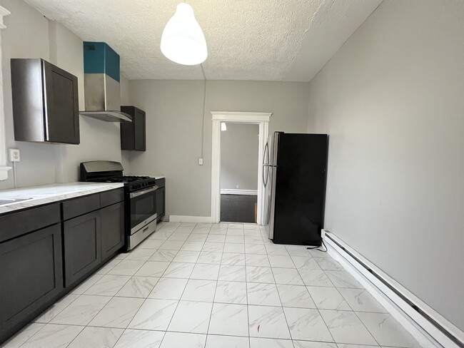 533 4th St Unit 8 - 531 4th St