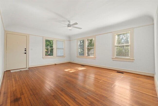 Building Photo - 1516 Bonnie Brae St
