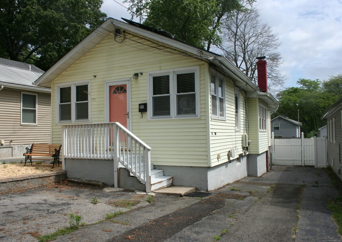 51 W Orland St, Milford, CT 06460 House Rental in Milford, CT