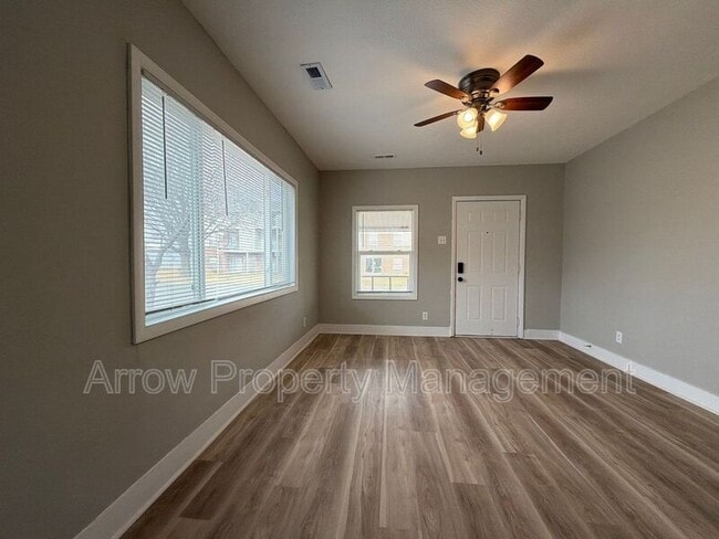 Foto del edificio - 4825 Fremont St