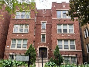 Building Photo - 5033 N Springfield Ave