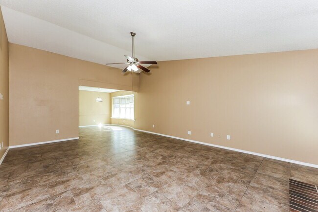 Building Photo - 1712 Choctaw Dr