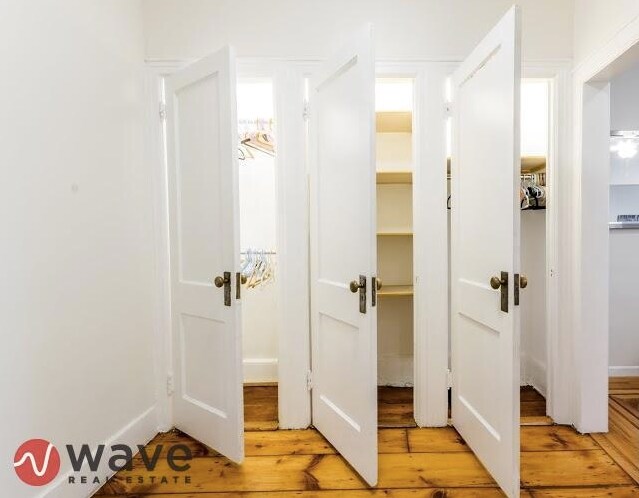 Foto del edificio - 314 E 3rd St