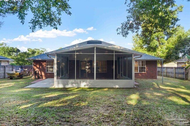 Building Photo - 547 Shiloh Dr