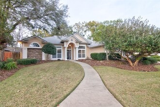 Building Photo - 8362 SW 11th Rd