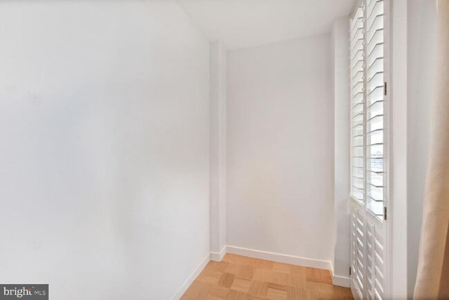 Building Photo - 1245 4th St SW