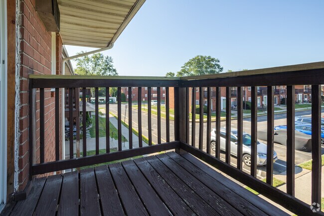 2 habitaciones, 1 baño - 780 pies cuadrados - Balcón - Country Club Apartments