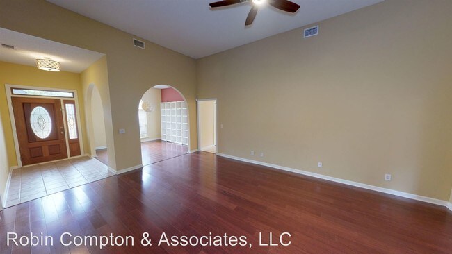 Foto del edificio - 4 br, 2 bath House - 201 Silver Brook Cir