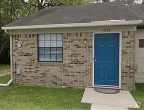 Building Photo - 1235 Continental Ct