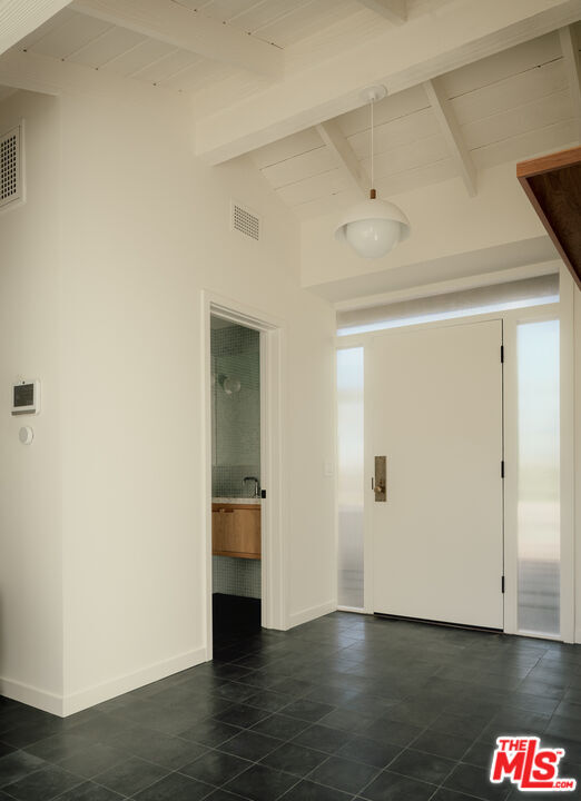 Foto del edificio - 914 Bienveneda Ave