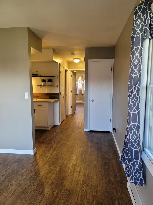 Foto principal - 1710 Madison St