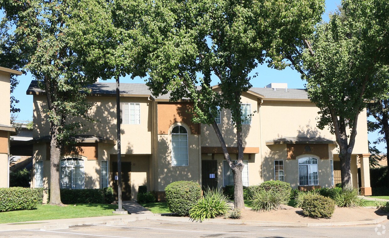 Foto principal - Santa Fe Townhomes