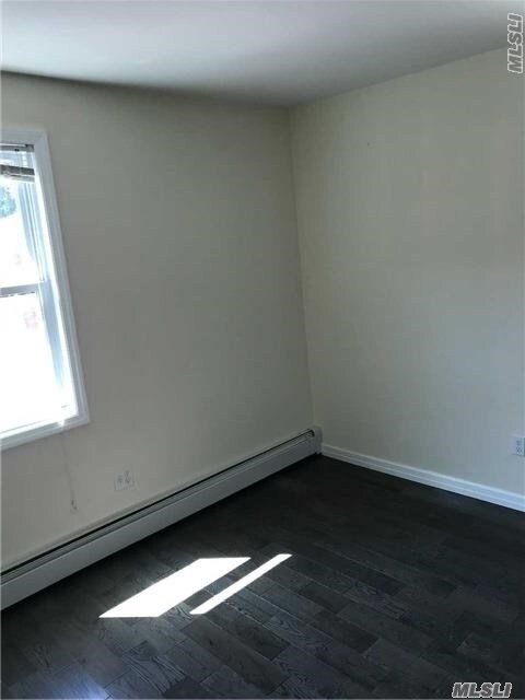 Building Photo - 158-24 77th Ave