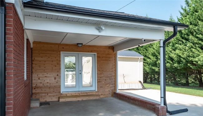 Building Photo - 3819 Startown Rd