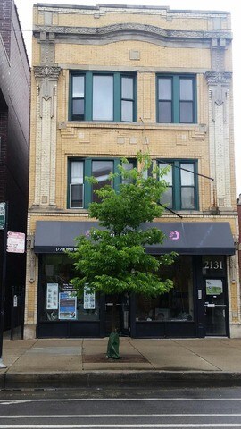 Primary Photo - 2131 W Division St