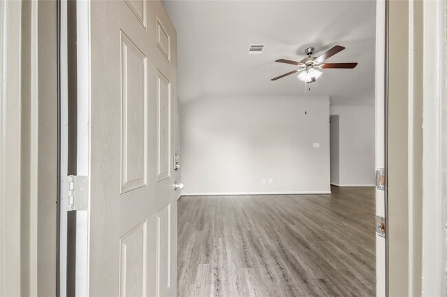 Building Photo - 3715 Arbor Trails Dr