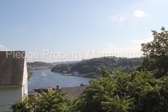 Foto del edificio - 15 Harbor View Ln
