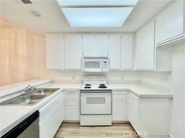 Foto del edificio - 2960 Champion Way