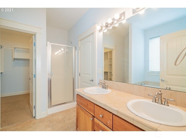 Photo - 3505 SE 198th Ave Townhome