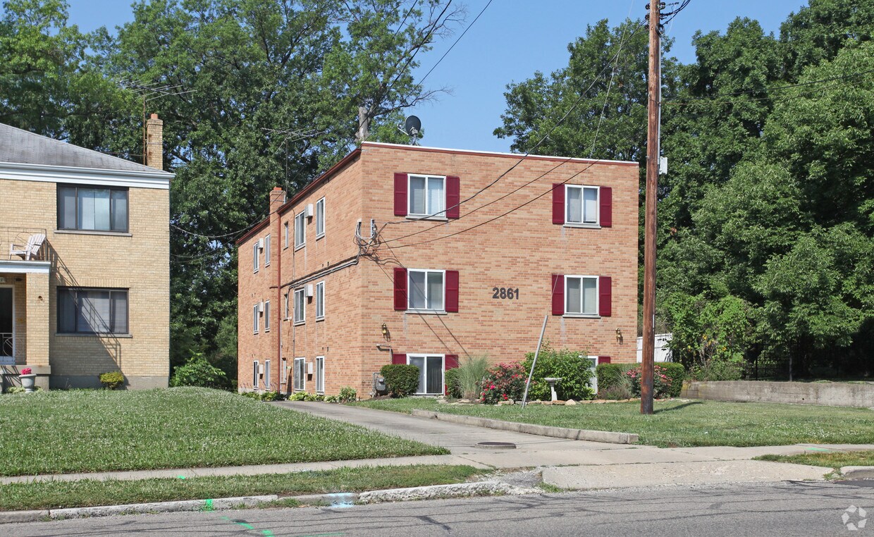 Primary Photo - 2861 Harrison Ave