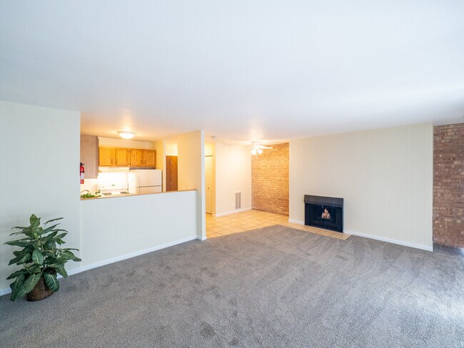 Foto del edificio - 5950 Oakwood Dr