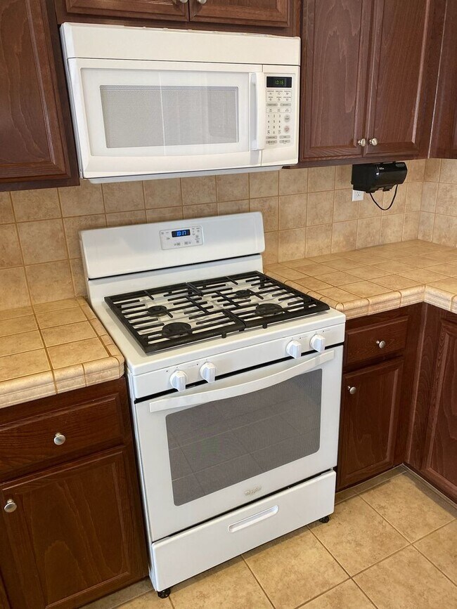 Foto del edificio - 467 DESCANSO BAY CT. - 3 BEDROOM 2 BATH - ...