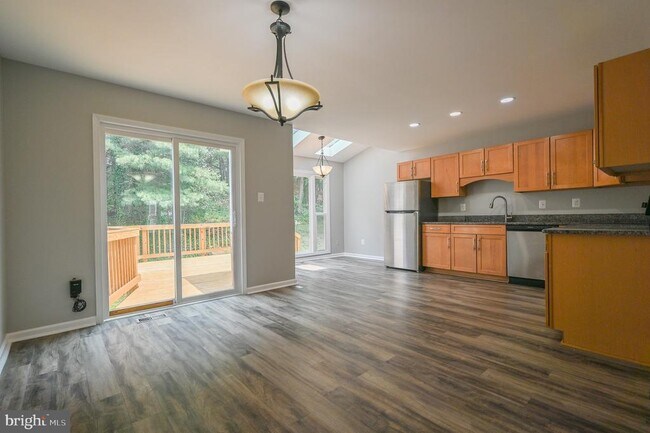 Foto del edificio - 107 Sunny Hill Ct