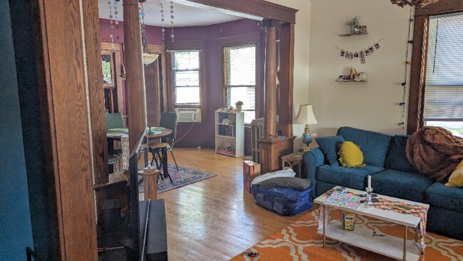 Foto del edificio - 2723 Delaware St SE