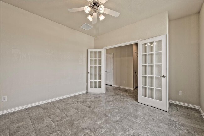 Building Photo - 309 Bordeaux Ct