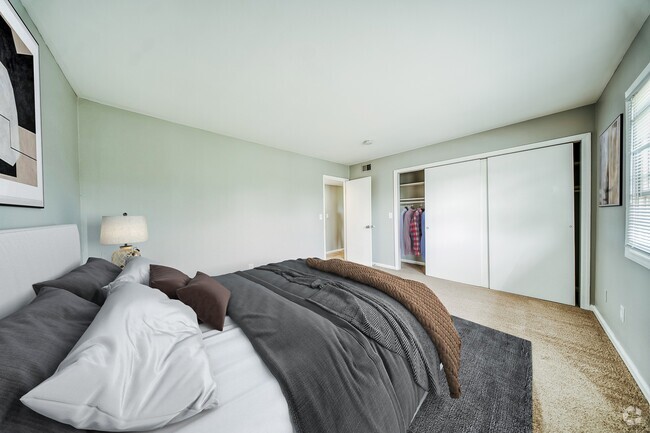 Building Photo - Roban Apartments