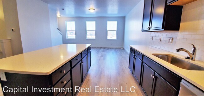 Building Photo - 5401 Ranches Loop Rd