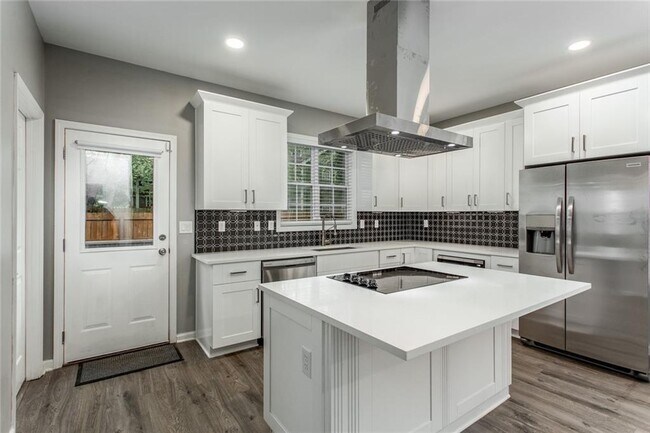 Foto del edificio - 1318 Brewster St SW