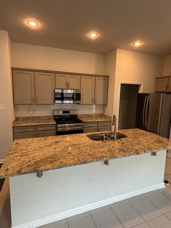 Foto del edificio - 7977 Brown Hickory Ave