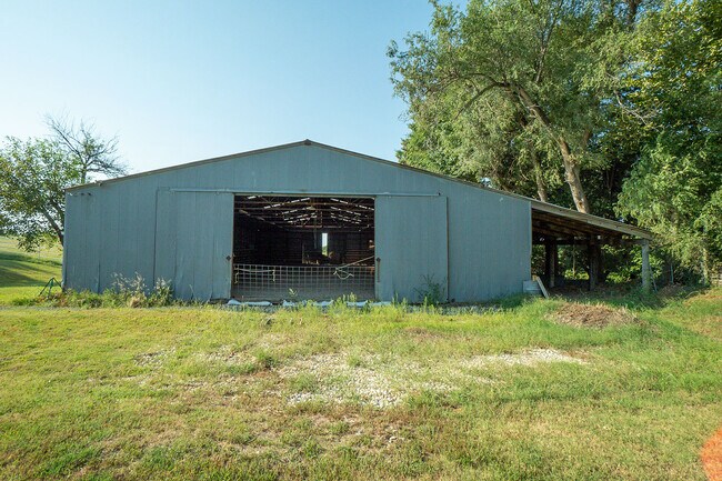 Building Photo - 4510 E 30th Ave