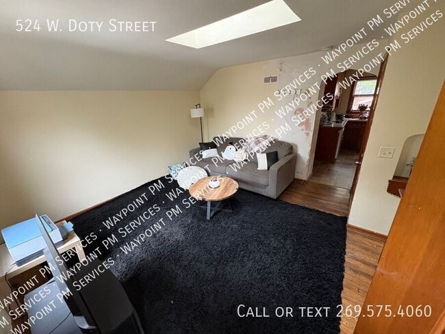 Foto del edificio - 524 W Doty St