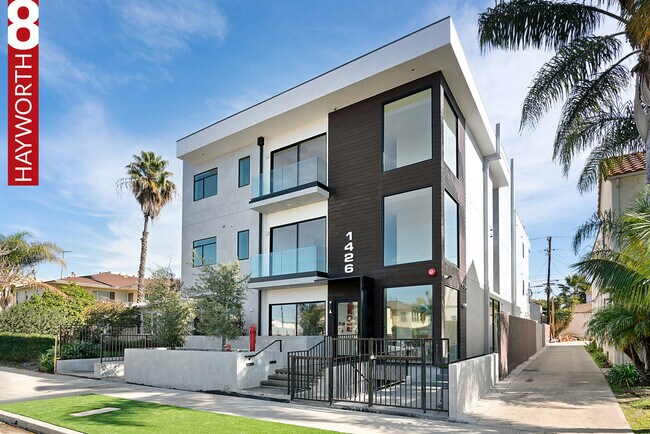 Foto del edificio - 1426 S Hayworth Ave