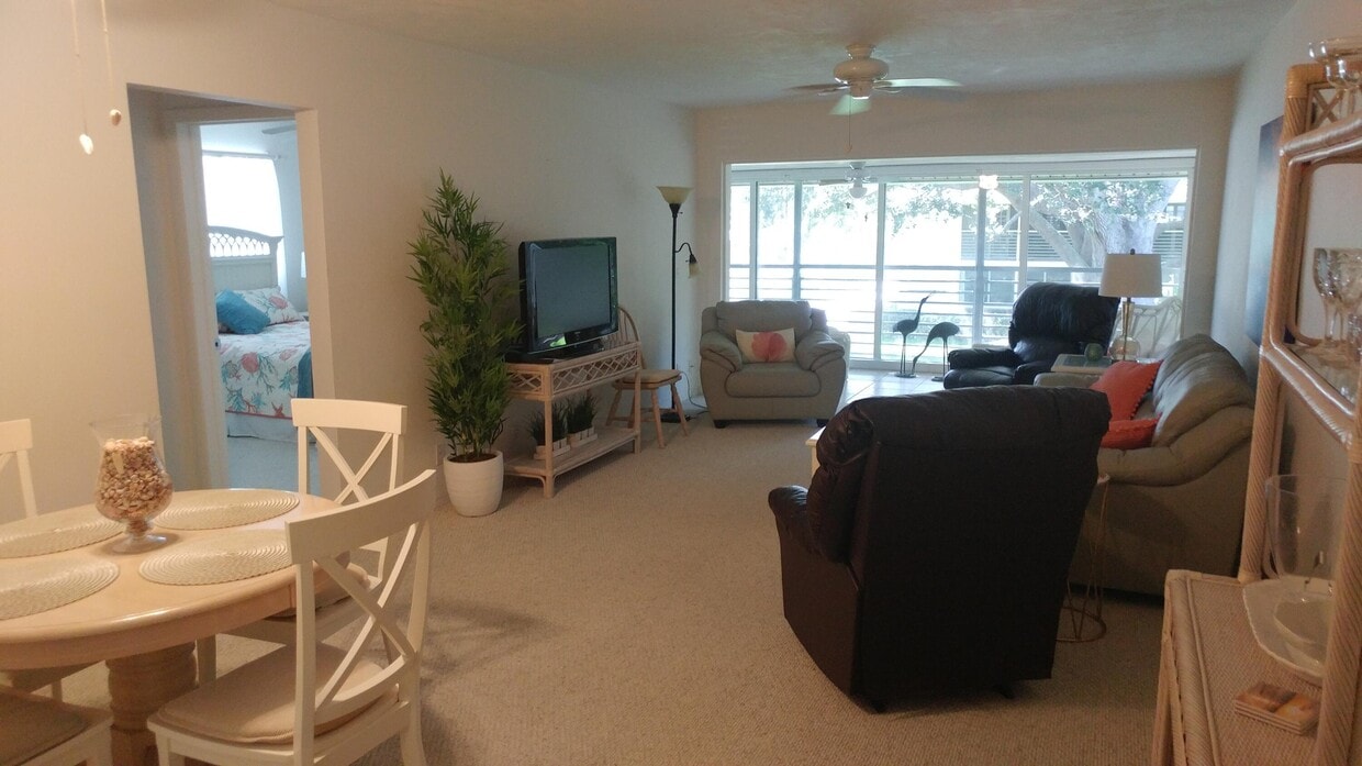 207 Westwood Ave Unit G, Tequesta, FL 33469 Condo for Rent in