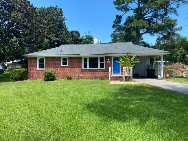Building Photo - 2309 Scheper Ln