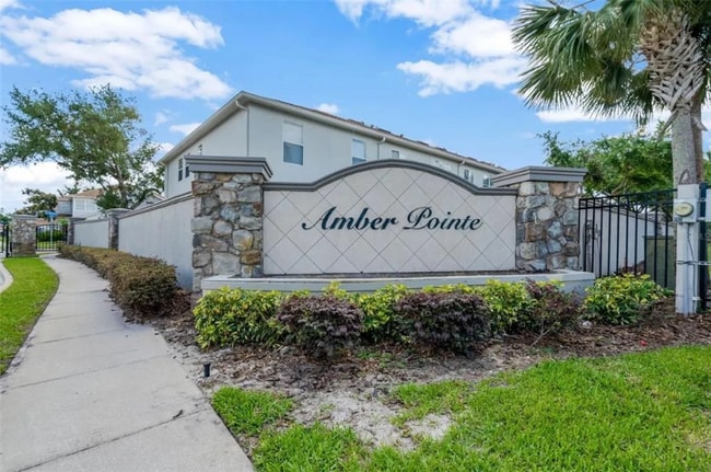 Building Photo - 2527 Aventurine St