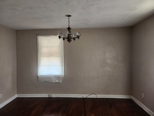 Foto del edificio - 3 Bedroom 1 Bath home in Midtown Columbus